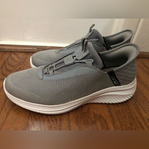 Skechers Men’s Gray Slip-On Sneakers Sz 11